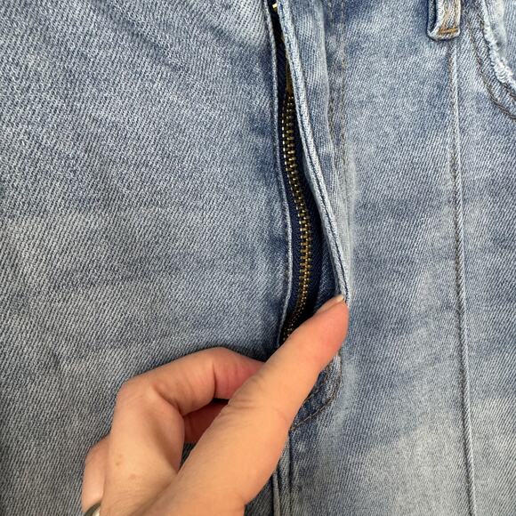 Risen Jeans Light Wash Straight Wide Cuff Jeans with Seam Size 31 - Picture 3 of 7